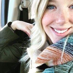 Meet your Posher, Carley